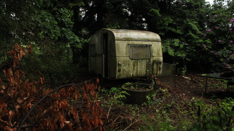 Verlassener Wohnwagen